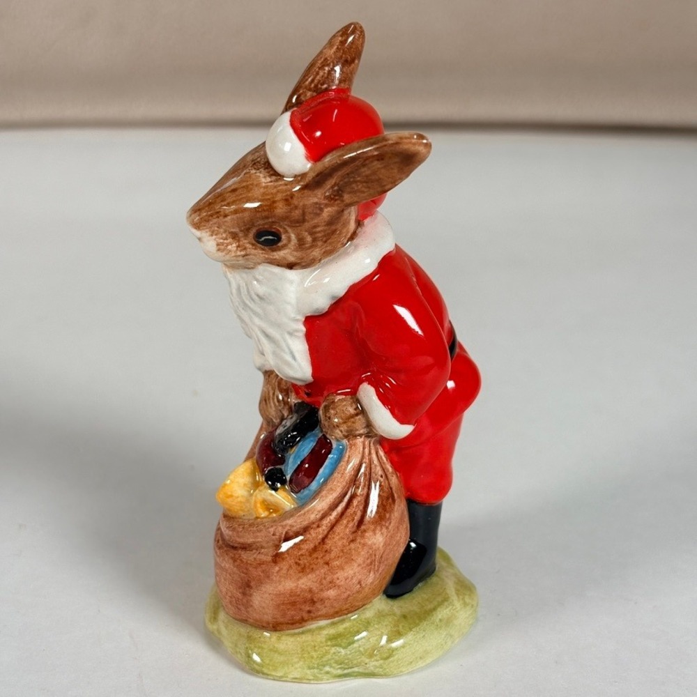 Royal Doulton Santa Bunnykins Happy Christmas Figurine Anthropomorphic 1981 4in - Picture 2 of 9
